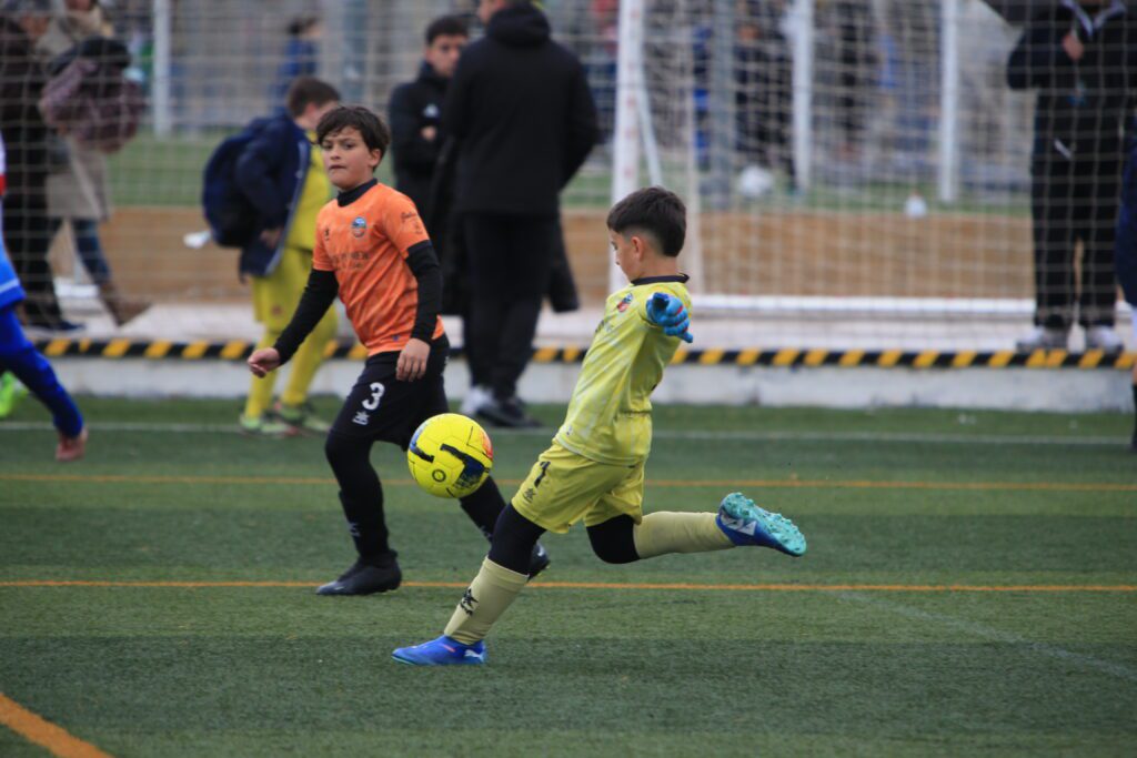 Cómo jugar los torneos de fútbol internacionales de Endeka Sports