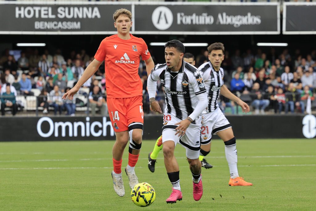 Israel Suero durante el partido del CD Castellón de LaLiga Hypermotion