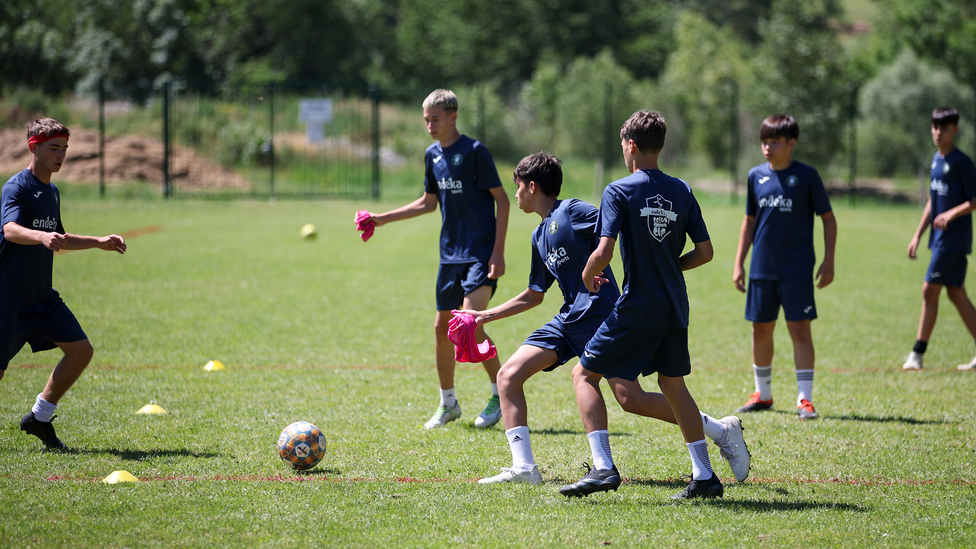 El Campus PRO de Endeka Sports es un campus de fútbol en verano.