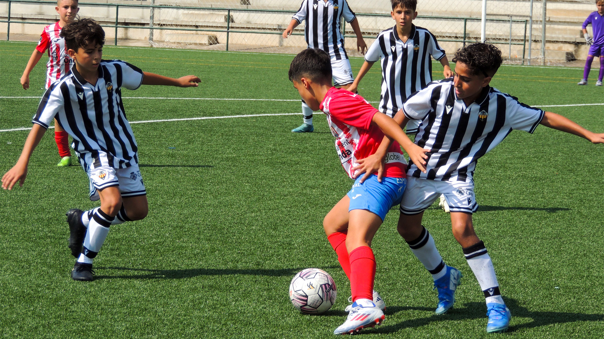 La Endeka Sports Cup CD Castellón es el nuevo torneo de fútbol base en Castellón.