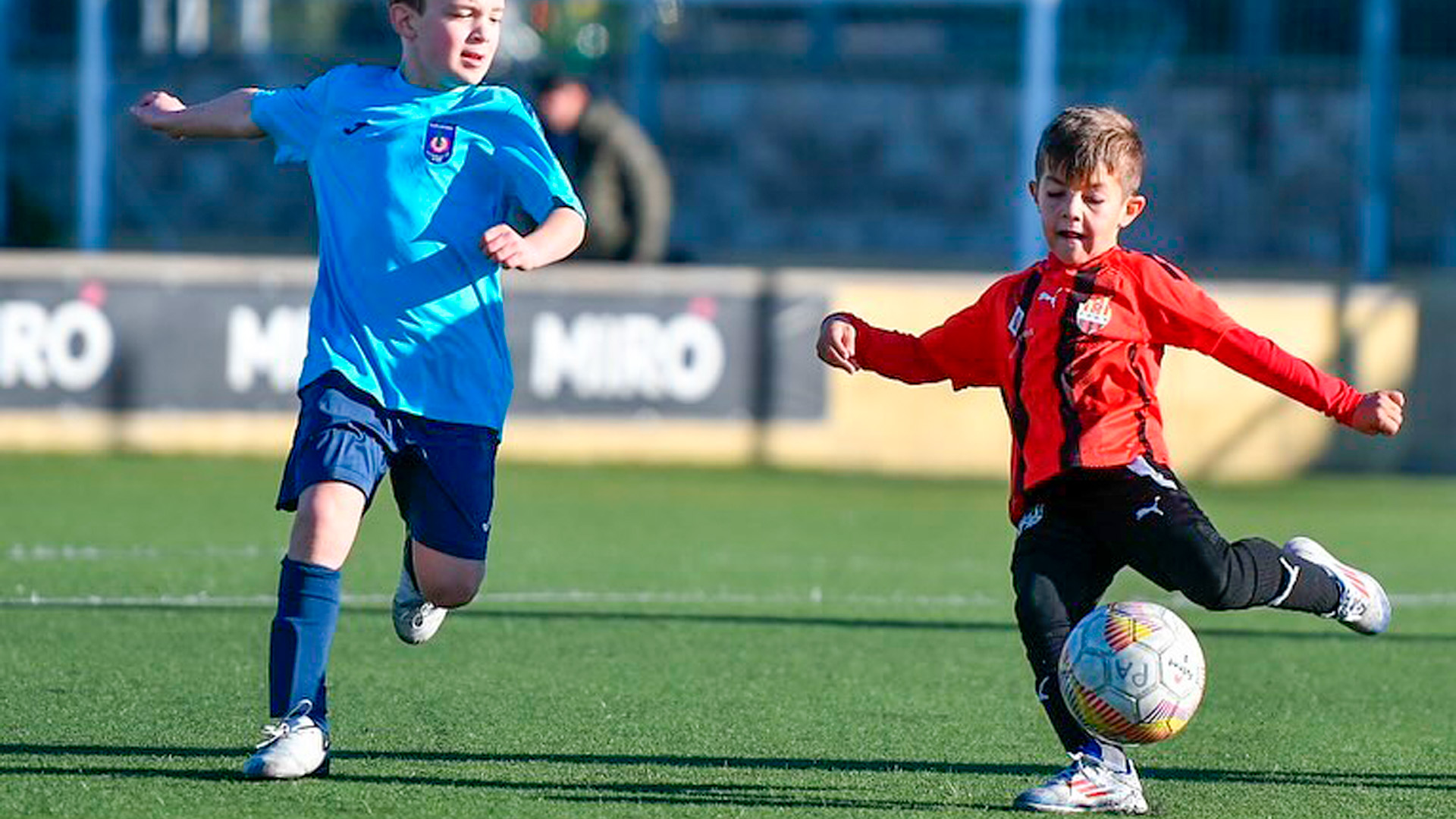 La Fundació de Futbol Base Reus participará en el torneo de fútbol de carnaval de Endeka Sports.