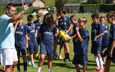 Cómo un campus de fútbol potencia la confianza y la mentalidad competitiva de los jóvenes futbolistas